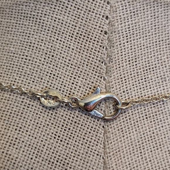 Mary, Baby Jesus, and Lamb Pendant on a 925 Sterling 17" Chain - Picture 4 of 4